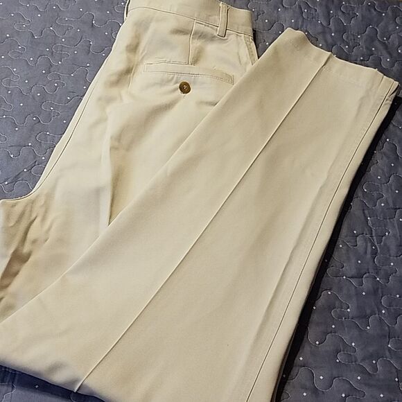 Lands' End pleated tan pants size 10 - Picture 1 of 4